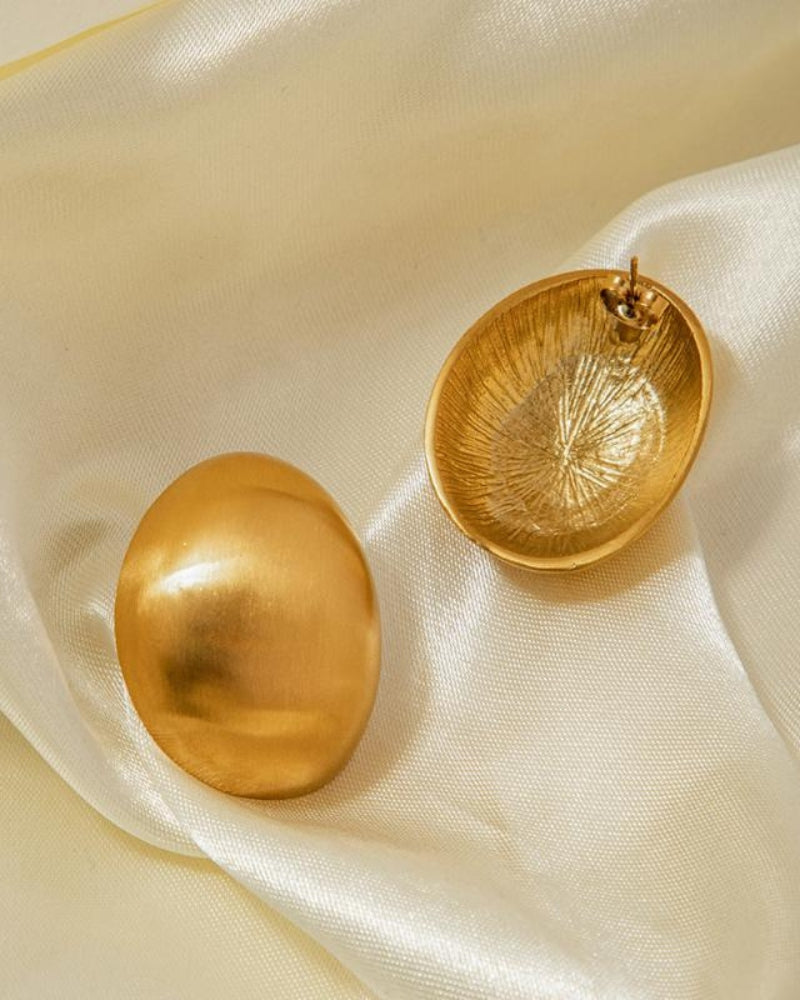 Orova Shield Earrings - Old Money